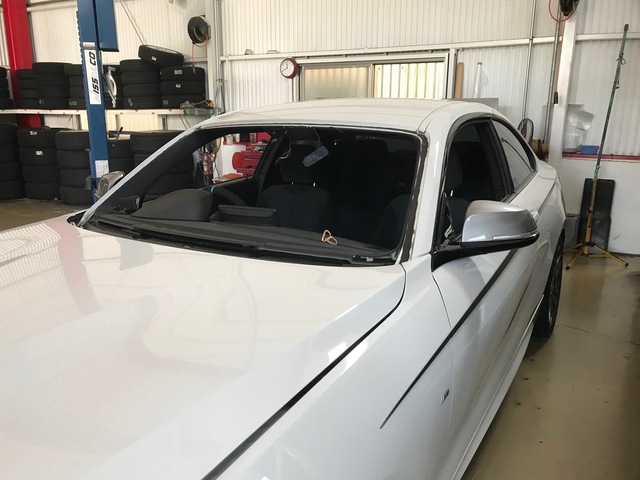 BMW フロントガラス交換　DB-1J30 (2).jpg