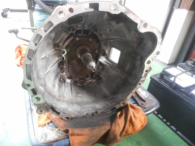 クラッチ_ハイエース(GB-RZH102V)_4.JPG