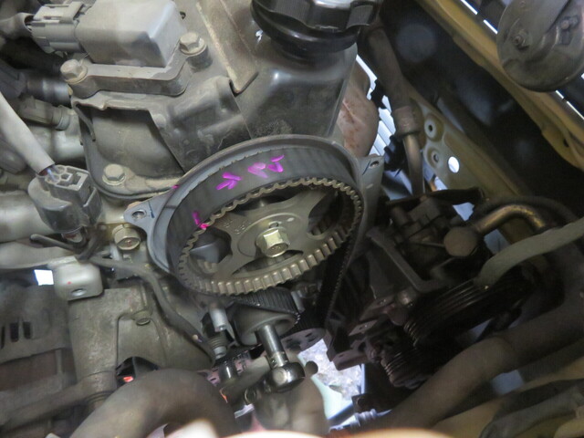 ベルト交換　eKワゴン　CBA-H81W　 (9).JPG