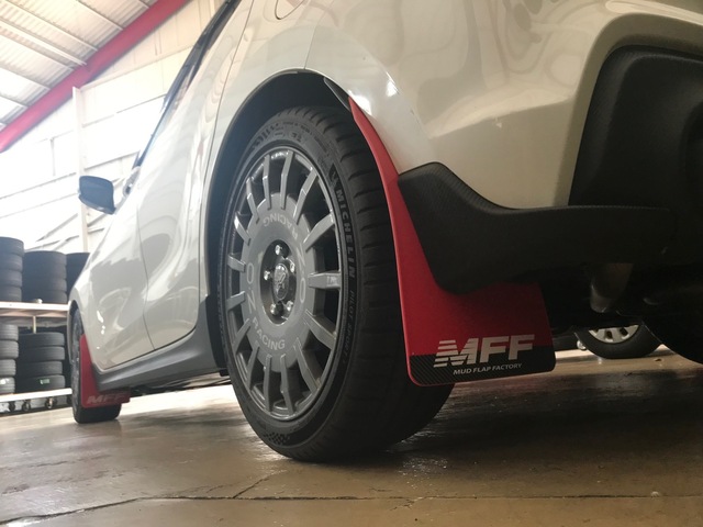 マットフラップ取付　スイフト　4BA-ZC33S (14).jpg