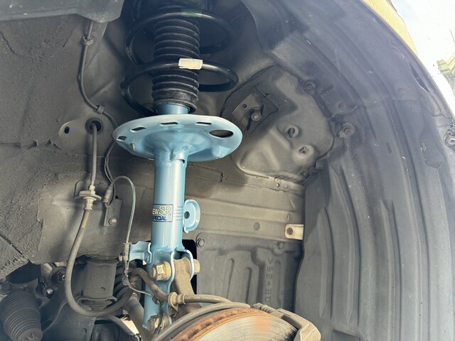 ヴェルファイア　DBA-ANH20W アブソーバー交換 (2).jpeg