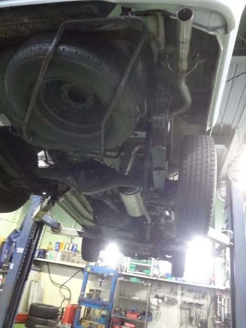 排ガス装置_ハイエース(KG-LH178V)_6.JPG
