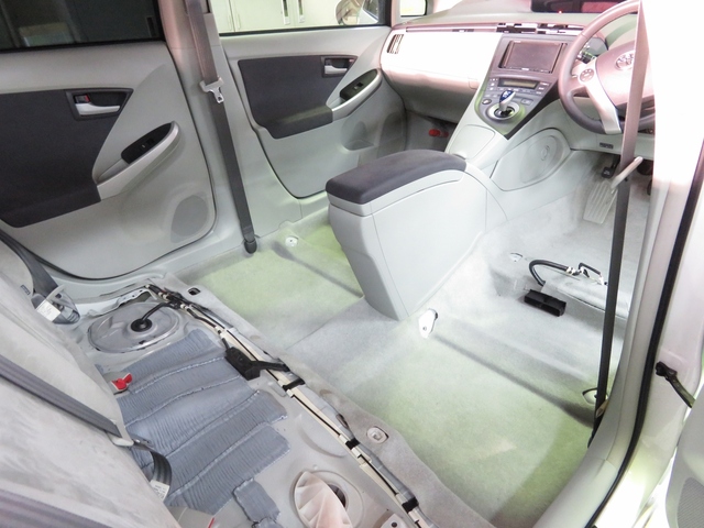 車内クリーニング_プリウス(ZVW30)_5.jpg
