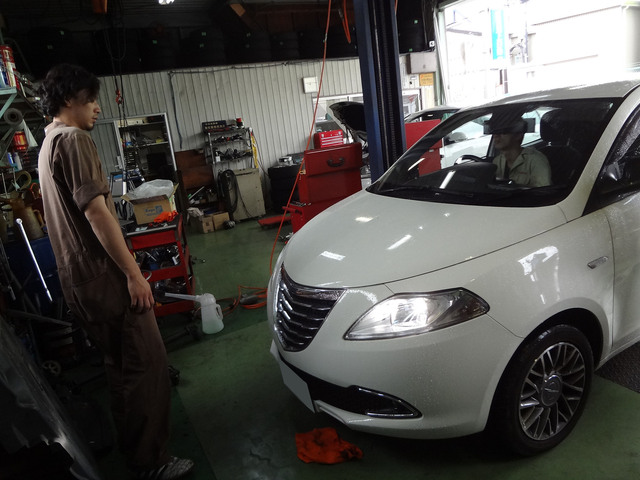 車検_クライスラー(ABA-84609)_1.JPG